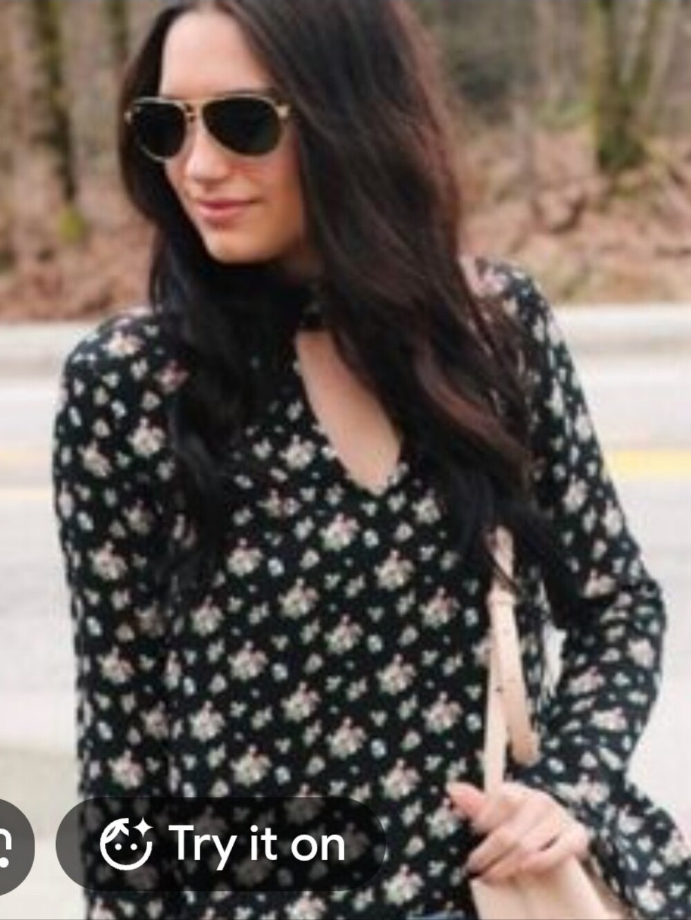 Forever 21 Floral Blouse Black / Pink Size S